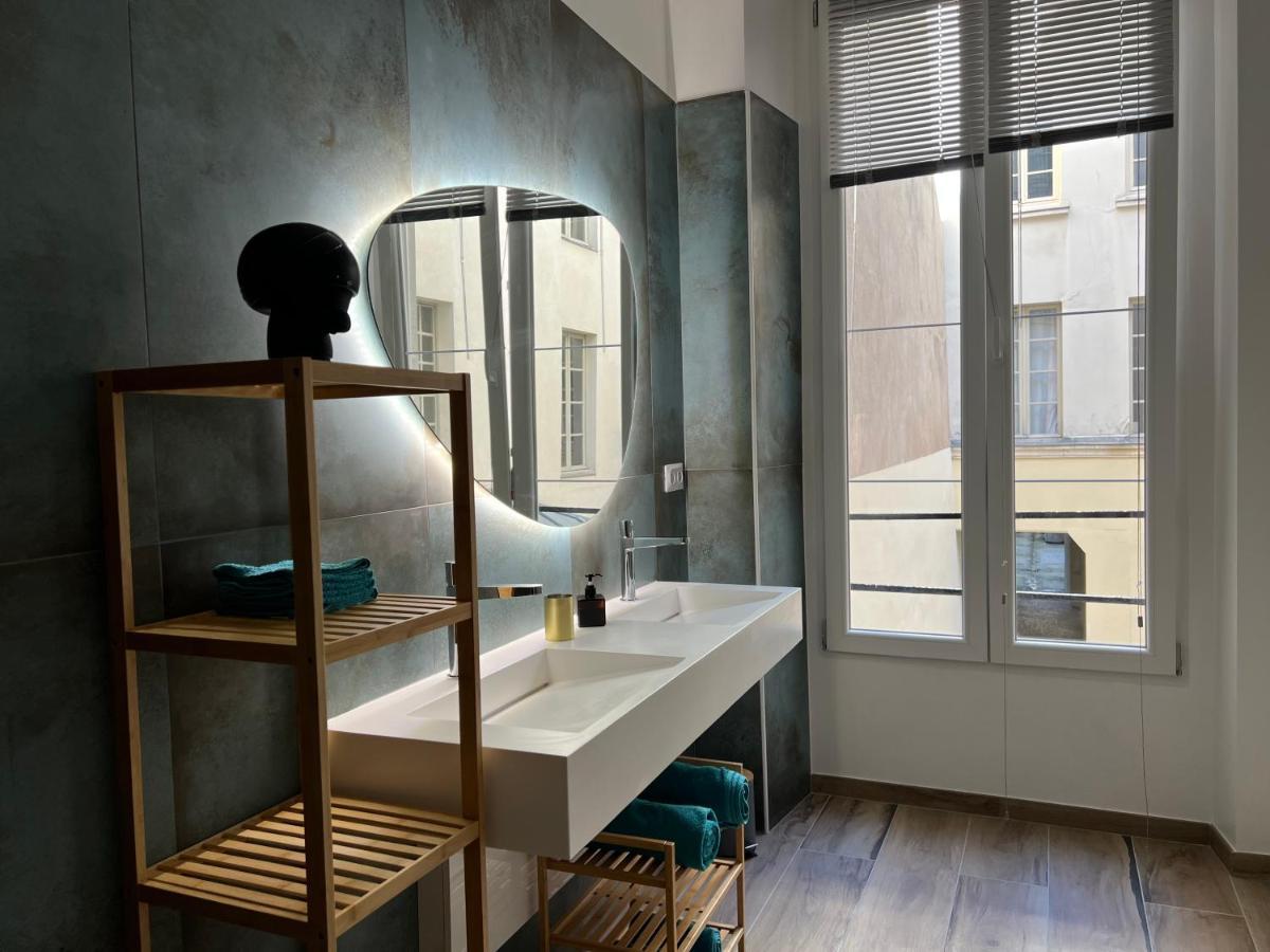 Marais Appartement 2 Chambres 2 Salles De Bain - Spa Jacuzzi ! Paris Exterior photo